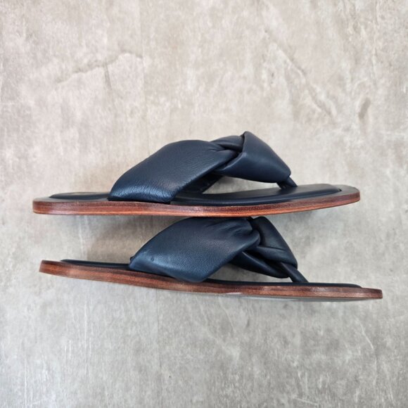 Maeve Anthropologie Thong Sandals Size 6 Navy Blue Slip On Knot Puffy Flip Flops - Picture 6 of 10